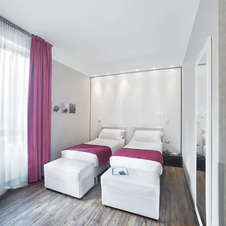 C ホテルズ アトランティック ホテル 4*