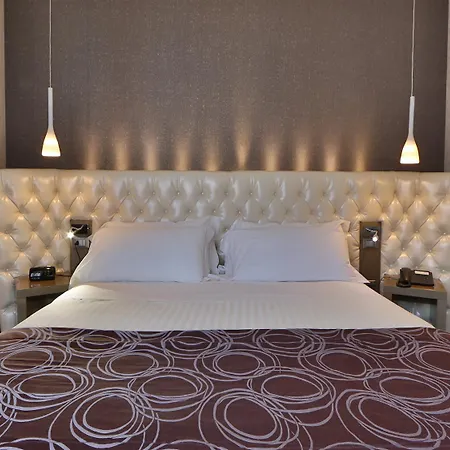 C ホテルズ アトランティック 4* ミラノ