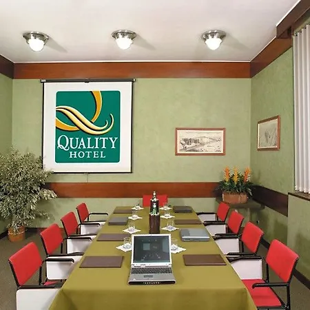 C ホテルズ アトランティック ホテル 4*