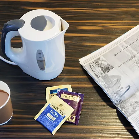 C ホテルズ アトランティック ホテル 4*